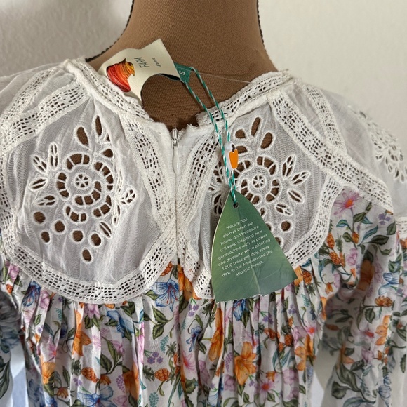 FARM RIO Off-White Sweet Bloom Bouquet Mini Dress NWT Size Small - Picture 5 of 10